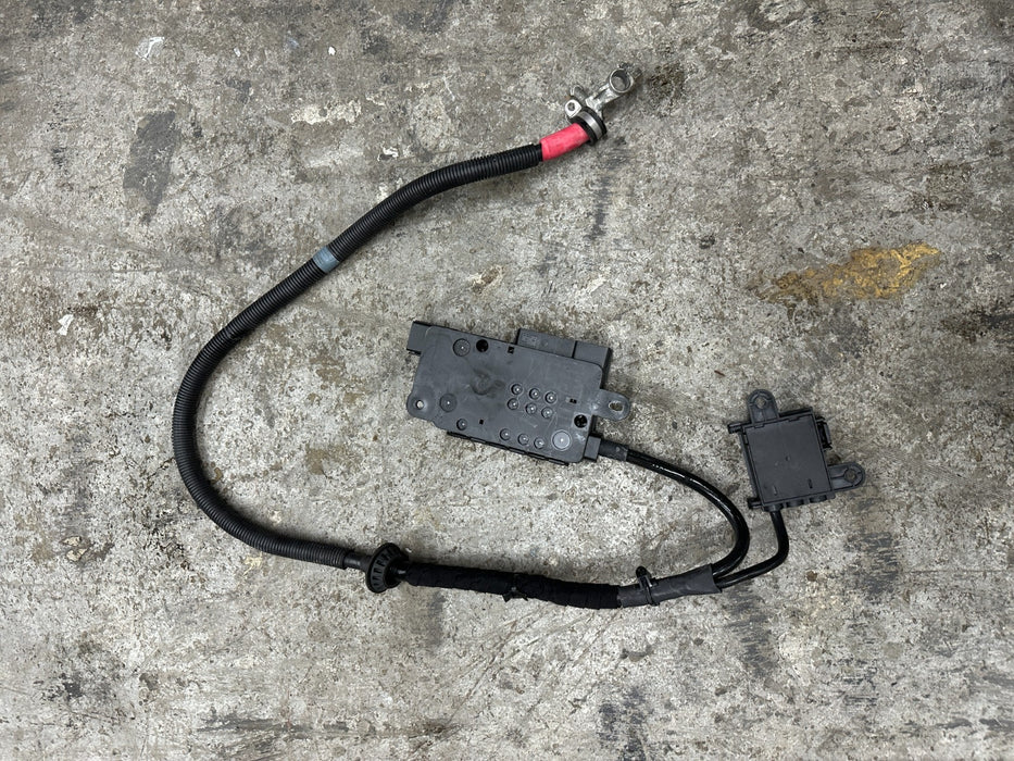2014 AUDI R8 V10 POSITIVE GROUND TERMINAL BATTERY CABLE W/ FUSE BOX TERMINAL
