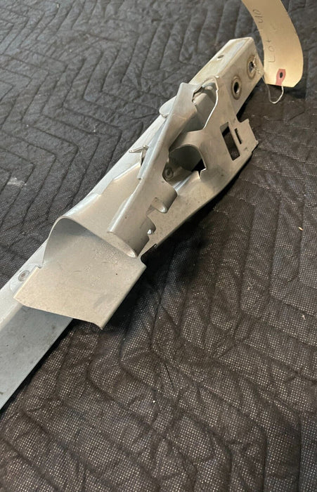 2017 AUDI R8 V10 BRACKET OEM 4S0 907 462 A