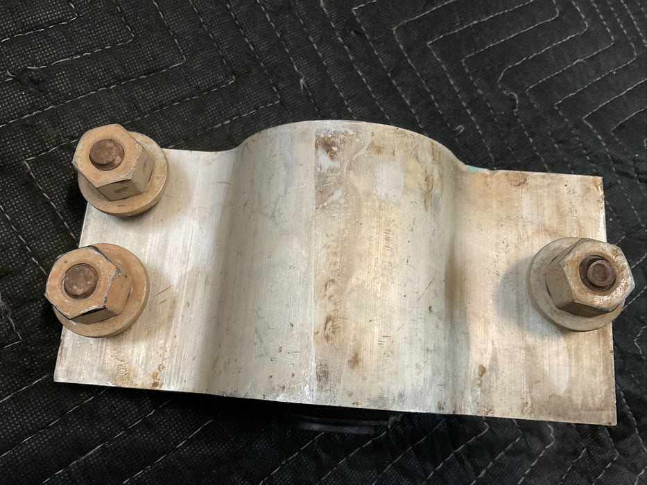 2017 2018 2019 FORD F250 F350 F450 MOTOR/ ENGINE MOUNT OEM