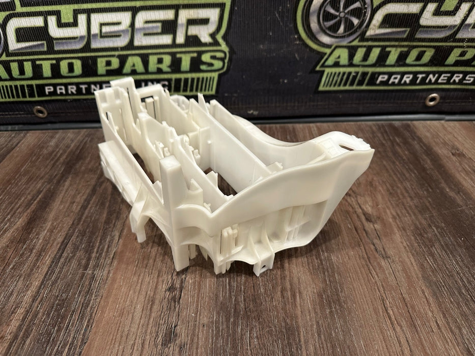 2014 TOYOTA PRIUS V JUCTION BOX BRACKET OEM 82877 47010