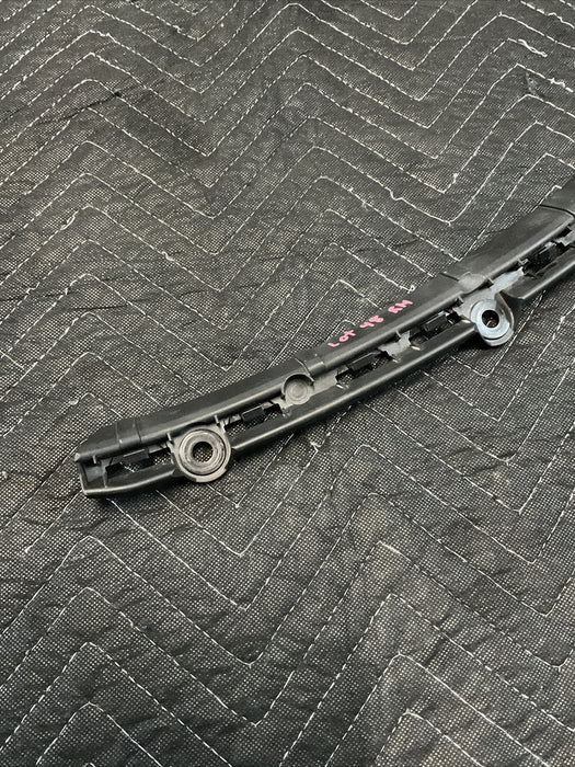 PORSCHE 718 982 REAR RH PASSENGER SKIRT MOUNTING BRACKET RH SET