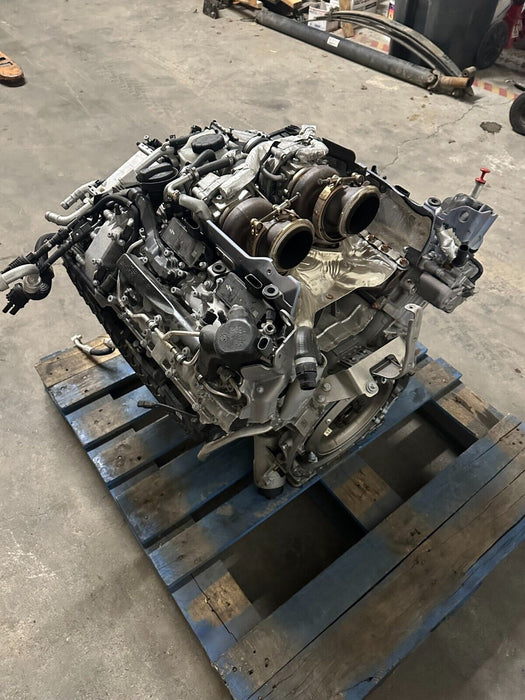 2017 MERCEDES-BENZ C63 AMG C205 4.0L V8 Turbo ENGINE M177 14K MILES OEM