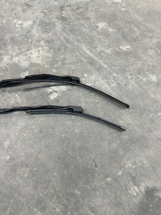 2024 BMW M3 M4 G80 G82 LEFT RIGHT WINDSHIELD WIPER ARMS OEM