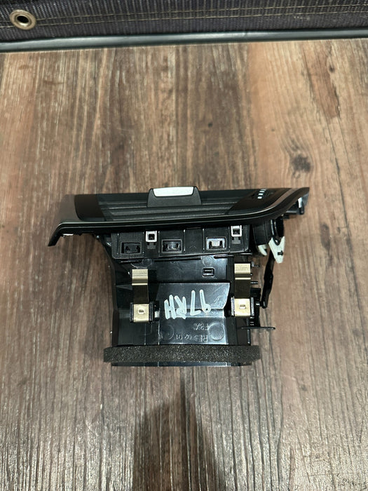 2020 BMW M4 F82 DASH DASHBOARD PASSENGER RIGHT AIR VENT TRIM OEM