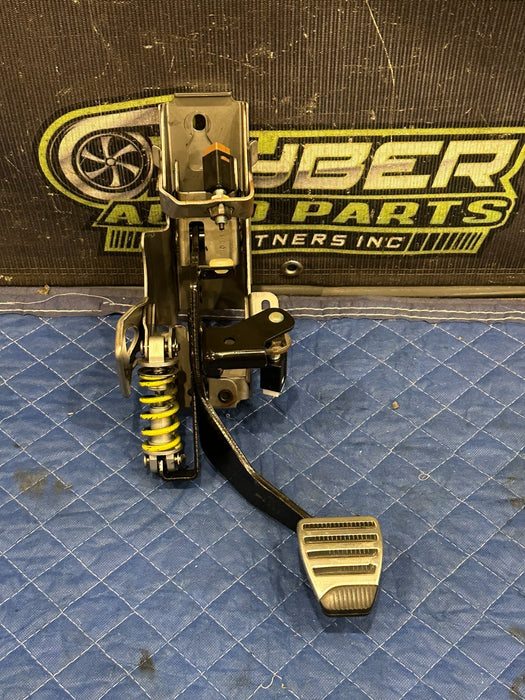 2013 NISSAN 370Z 6 SPEED MANUAL CLUTCH PEDAL OEM
