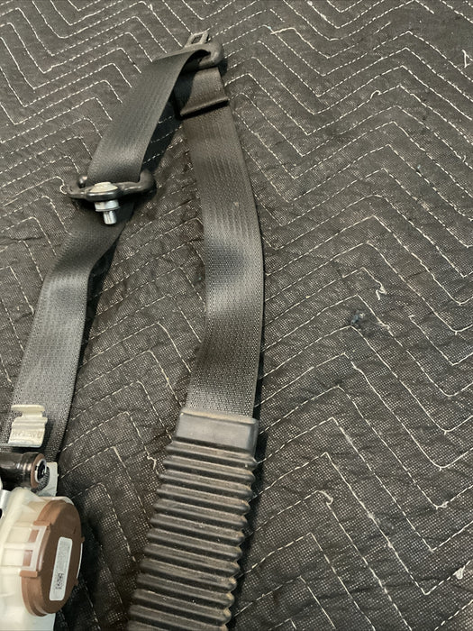 2017 FORD F250 F350 F450 PLATINUM FRONT PASSENGER RIGHT SEATBELT RETRACTOR