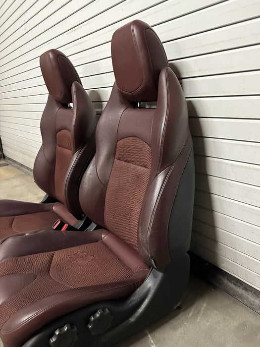 2010 NISSAN 370Z CONVERTIBLE FRONT LEFT DRIVER RIGHT PASSENGER SEATS BURGUNDY