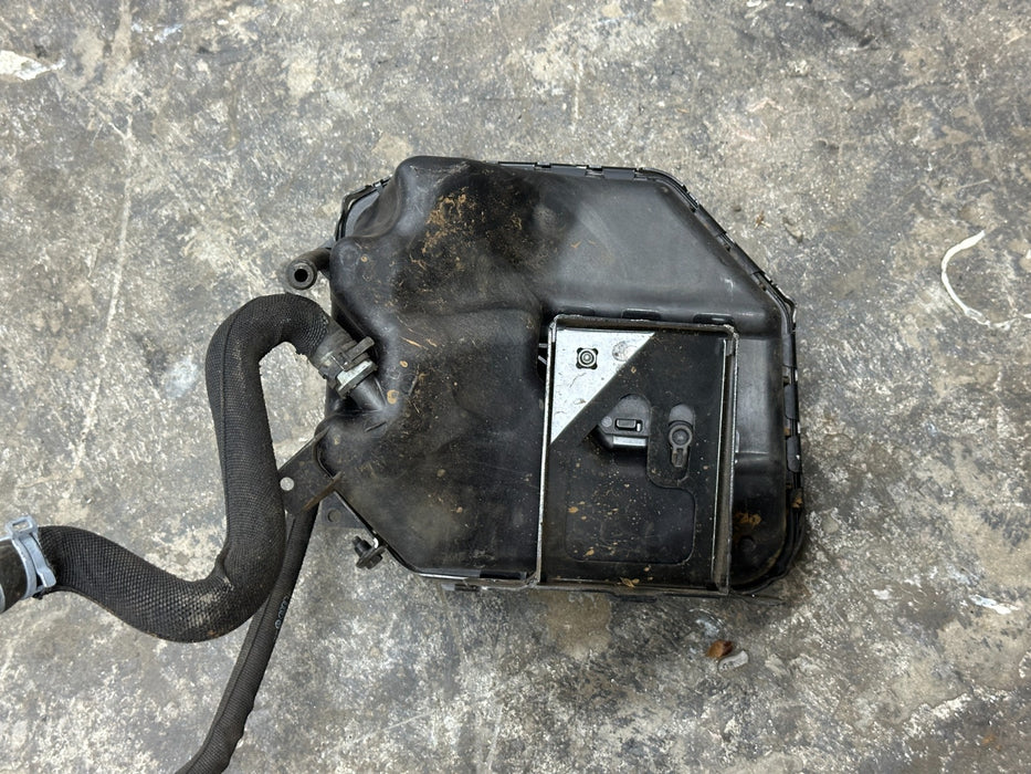 2014 AUDI R8 OEM ENGINE COOLANT RESERVOIR TANK 420121403 420 121 403
