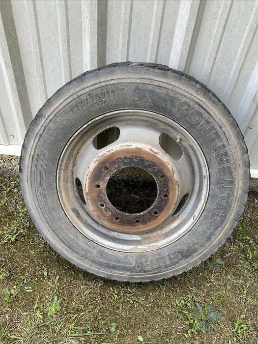 FORD F450 STEEL SPARE WHEEL TIRE RIM 10X225 19.5" 225/70R19.5 ~TIRE DAMAGE~