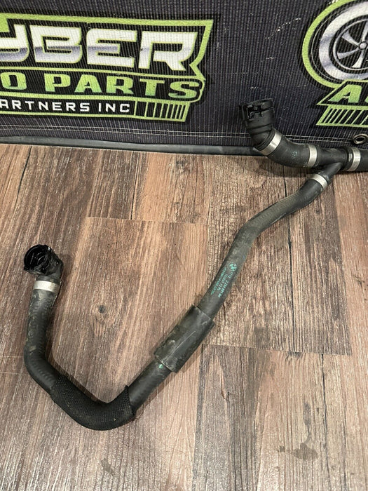 2020 BMW M4 F82 RADIATOR RIGHT COOLANT HOSE OEM 17-12-2-284-691