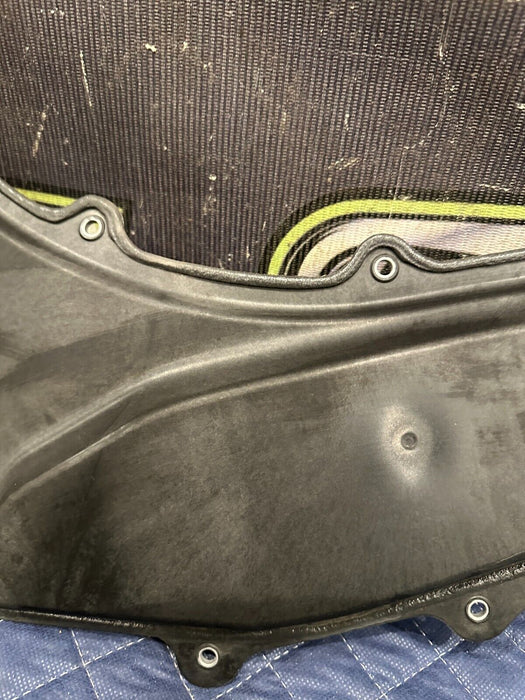 2018 AUDI R8 V10 SPYDER PLUS RIGHT WINDOW REGULATOR COVER PLATE 4S0 837 104 B