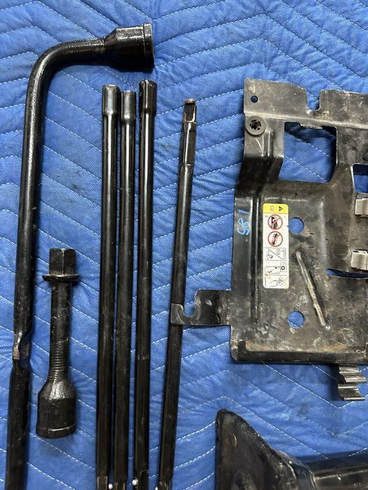 2017 DODGE RAM 3500 DUALLY SPARE TIRE TOOL KIT W/ JACK & BRACKET SET OEM