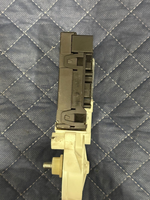 2014-15 AUDI R8 SPYDER DRIVER LEFT WINDOW MOTOR REGULATOR OEM 427 959 801 E