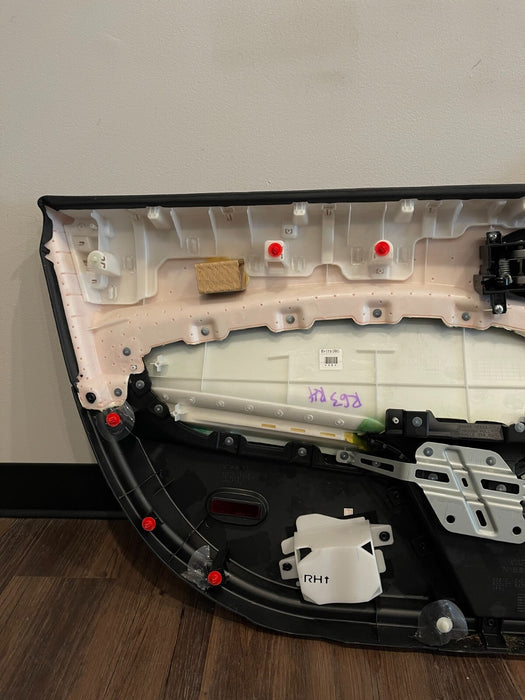 2014 NISSAN 370Z NISMO FRONT PASSENGER RIGHT DOOR PANEL OEM *SMALL TEAR *