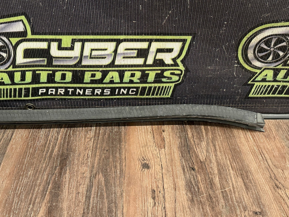 2017-2022 FORD F250 F350 F450 REAR DOOR WEATHER STRIP OEM