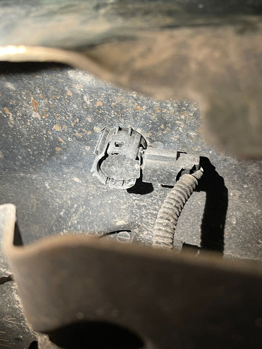 2017-2019 FORD F250 REAR CHROME BUMPER ASSEMBLY OEM (READ/SLIGHT SCUFFS)