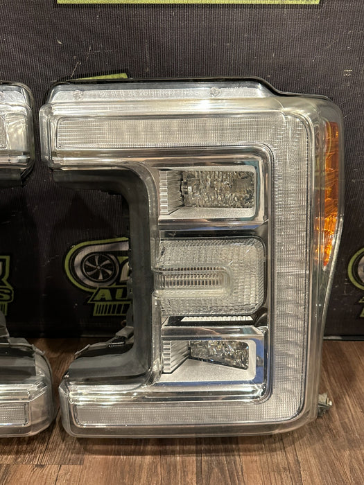 2017-2019 FORD F250 F350 F450 LEFT RIGHT LED HEADLIGHT PAIR OEM *YELLOWING