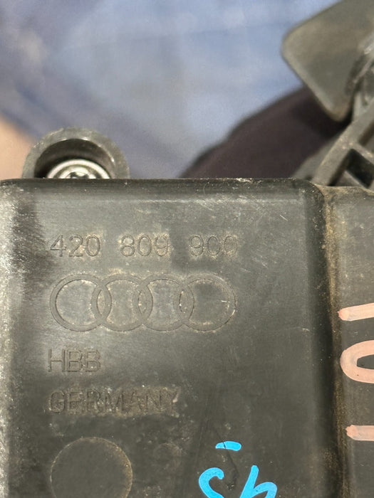 2014 AUDI R8 OEM FUEL FILLER DOOR 420 809 900