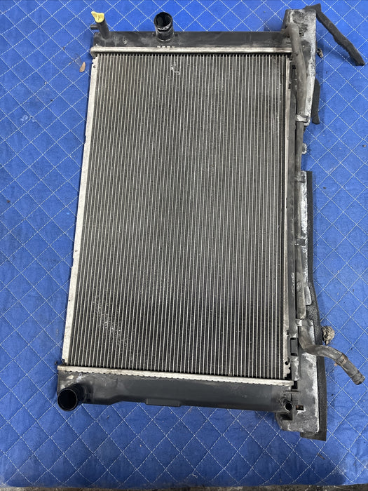 2014 Toyota Prius V Front Radiator Assembly OEM 422134-7780~READ DESCRIPTION~