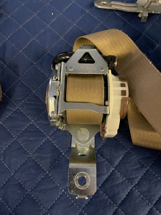 2017 2018 2019 FORD F250 F350 F450 LARIAT FRONT LEFT & RIGHT TAN SEATBELT PAIR