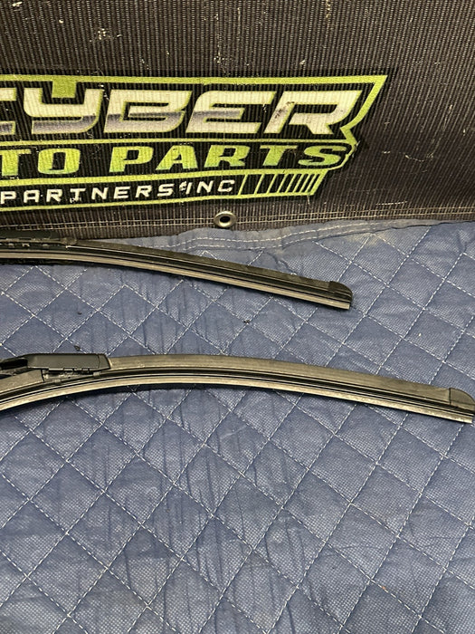 2014 PORSCHE 911 TURBO S FRONT WINDSHIELD WIPER ARMS OEM