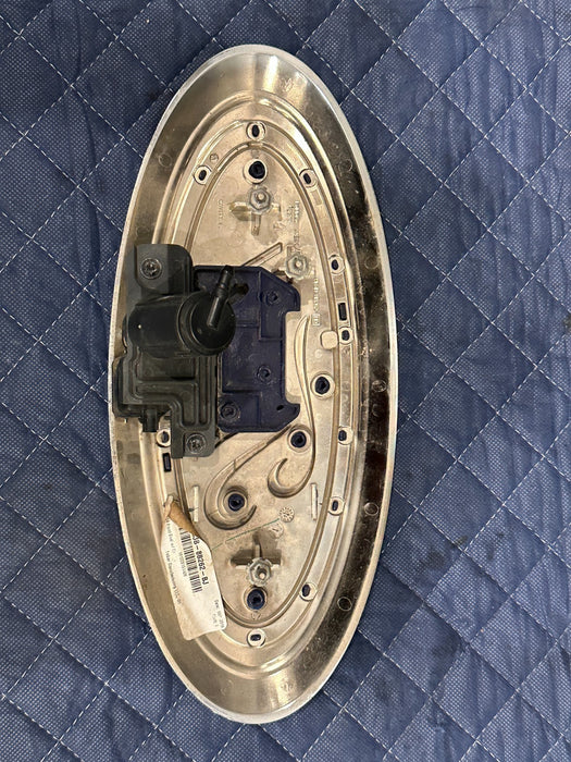 2017-2019 FORD F250 F350 F450 GRILLE EMBLEM WITH CAMERA OEM