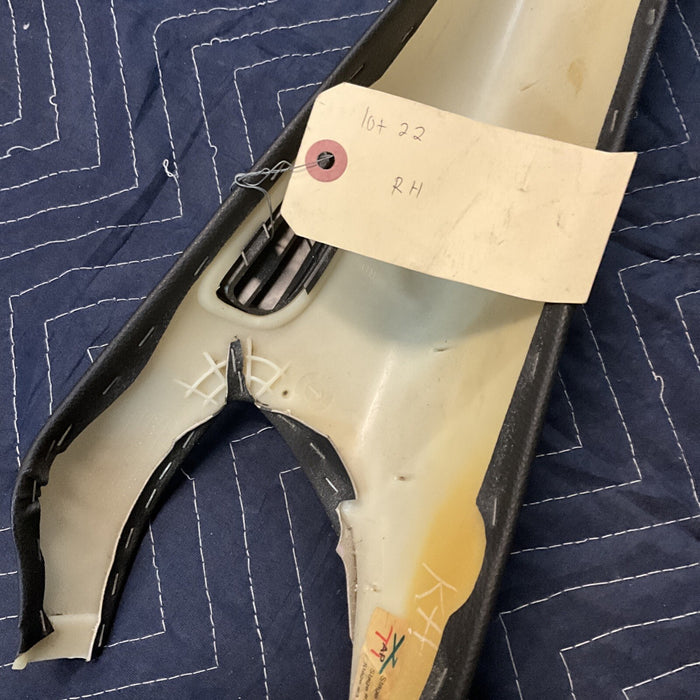 2007 CORVETTE C6 INTERIOR A PILLAR TRIM RH OEM