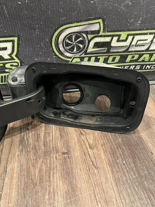 2017-2019 FORD F250 F350 F450 6.7L DIESEL FUEL GAS LID DOOR ASSEMBLY OEM