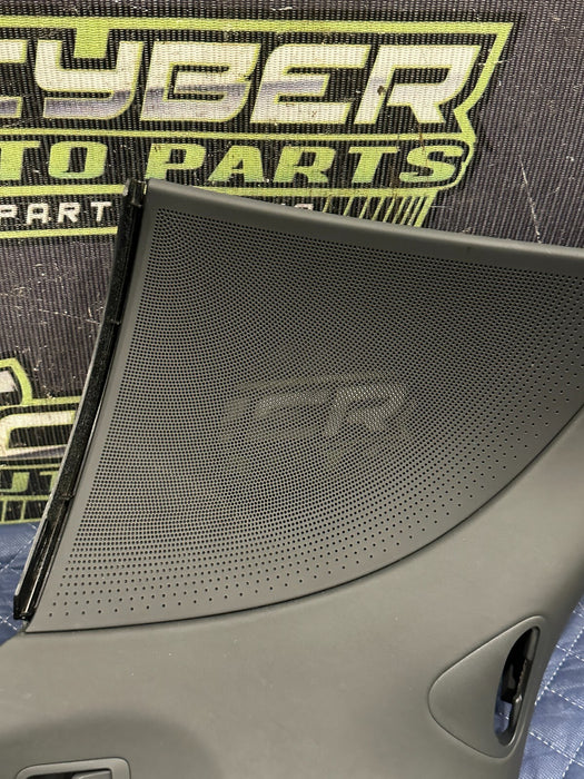 2014 AUDI R8 QUARTER TRIM PANEL LEFT DRIVER 423867035C 423 867 035 C OEM