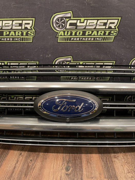 2020-22 FORD F250 PLATI FRONT BUMPER GRILLE OEM *READ/2 MISS CLIPS/NO EMBLEM*