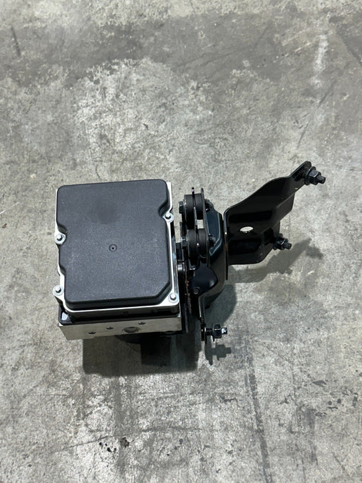 2013 NISSAN 370Z ABS ANTI LOCK BRAKE PUMP MODULE 11K MILES OEM 30326 E0932
