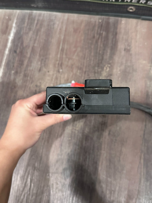 2015 JAGUAR F TYPE R POWER SUPPLY MODULE TRUNK POSITIVE BATTERY EX53 14300 AD