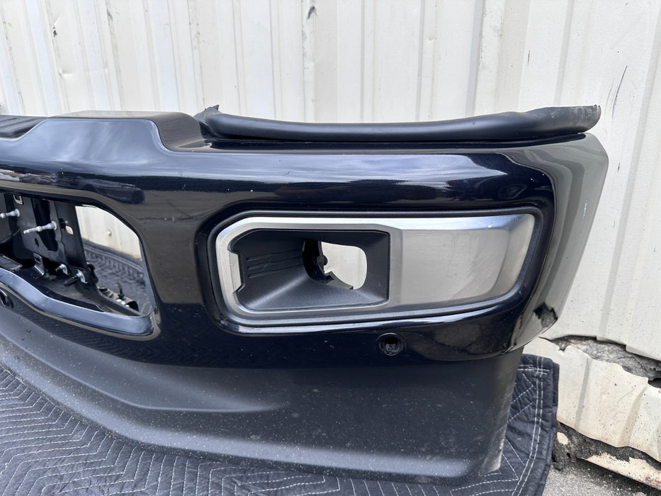 2023 2025 FORD F250 F350 PLATINUM FRONT BUMPER ASSEMBLY AGATE BLACK ~PAINT CHIP~