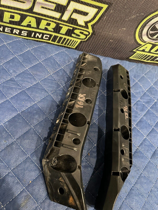 2010 NISSAN 370Z CONVERTIBLE REAR BUMPER RETAINER BRACKET PAIR LH RH OEM