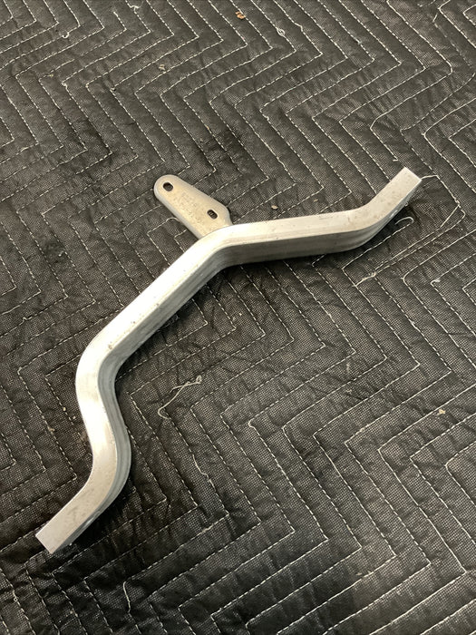 2018 MERCEDES E63S C63S AMG OEM CENTER REAR FLOOR PAN REINFORCEMENT 2056100065