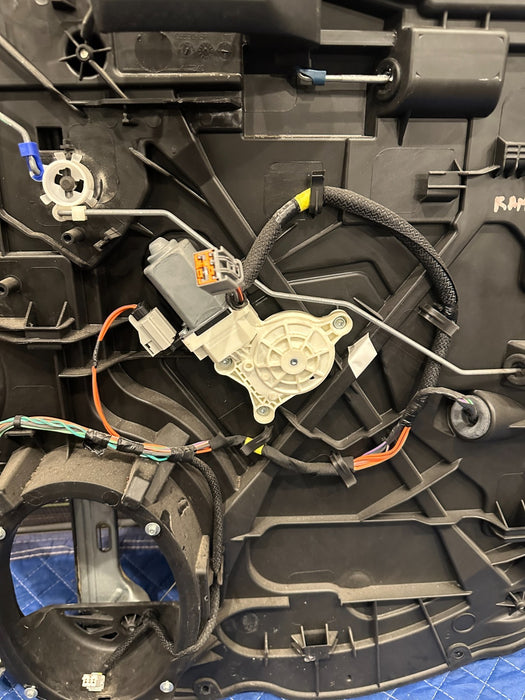 2012-2018 DODGE RAM REAR RIGHT DOOR WINDOW REGULATOR OEM