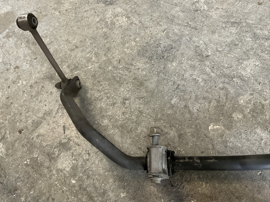 2018-2021 MERCEDES E63S AMG REAR STABILIZER SWAY BAR OEM A 213 326 74 00