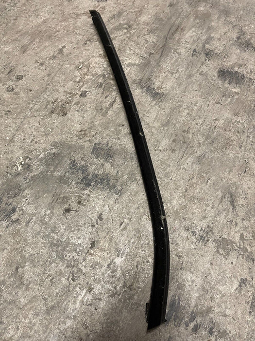 2018 2019 2020 FORD F250 F350 F450 REAR RIGHT WEATHER DOOR SEAL STRIP OEM