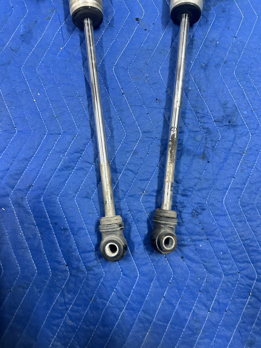 2019 FORD F350 FOX 2.0 PERFORMANCE 6 INCH LIFT REAR STRUTS PAIR W/RESERVOIR