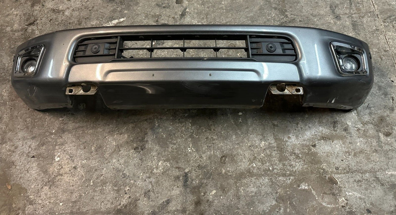 2016 2018 NISSAN TITAN XD PRO-4X GRAY METALLIC FRONT BUMPER ASSEMBLY MINOR FLAWS