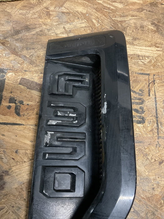 2017 2018 2019 FORD F350 PLATINUM DIESEL 6.7L LEFT DRIVER FENDER EMBLEM OEM