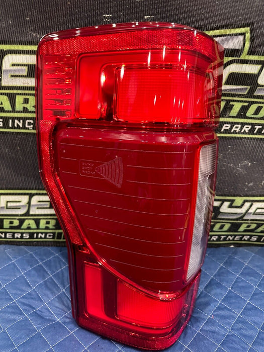 2020-2022 FORD F250 F350 F450 DRIVER LEFT BLISS LED TAIL LIGHT OEM *MINT*