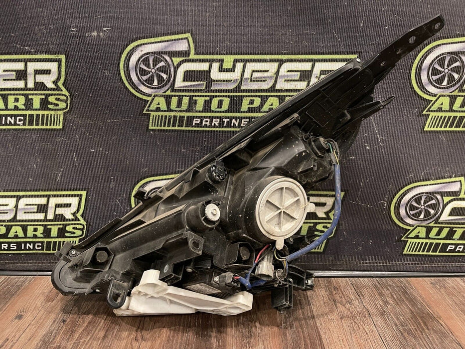 2018 NISSAN 370Z NISMO FRONT RIGHT BLACK HOUSING HEADLIGHT OEM SLIGHT SUN DAMAGE