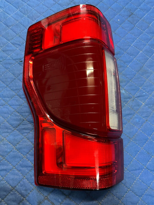 2020 2021 2022 FORD F250 F350 F450 DRIVER LEFT LED BLISS TAILLIGHT OEM