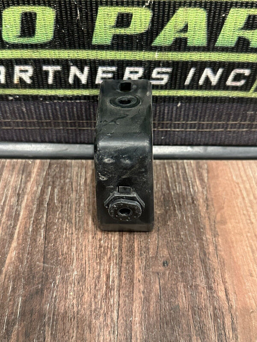 2017-18 AUDI R8 FRONT LEFT REINFORCEMENT BAR BRACKET OEM 4S0807056