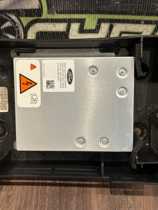 2017-2019 FORD F250 F350 F450 CAB POWER INVERTER OEM