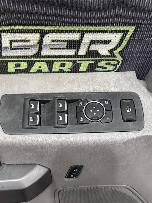 2020 FORD F250 F350 F450 XLT FRONT DRIVER LEFT DOOR PANEL OEM ~WEAR~