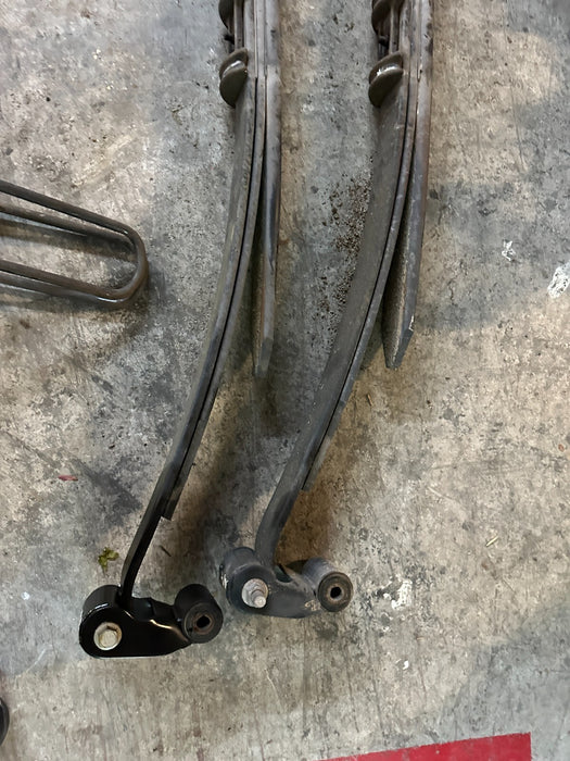 2018 FORD F250 REAR LEFT RIGHT LEAF SPRINGS SET OEM HC3C5A975 HC3C 5A975