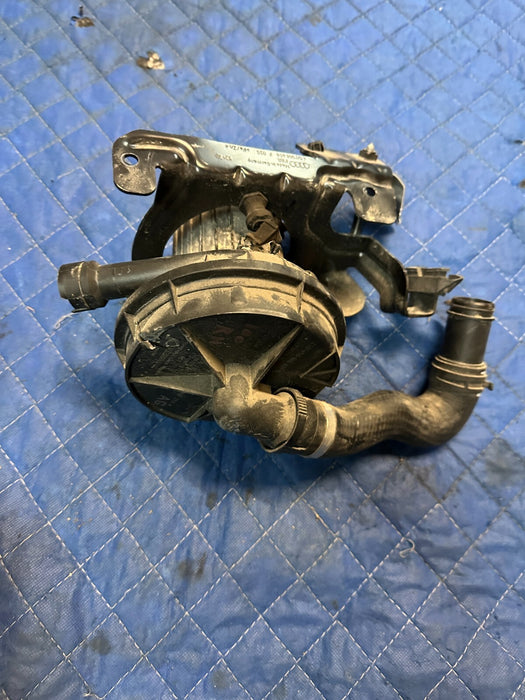 2018 AUDI R8 RIGHT SECONDARY AIR INJECTION PUMP OEM 4S0 906 601 B ~READ!!~