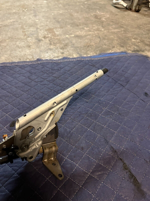 2020 BMW M4 F82 PARKING BRAKE / E BRAKE HANDLE LEVER OEM 6876774